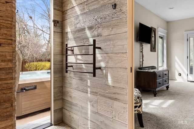 9802 W Big Springs Blvd., Boise, ID 83714