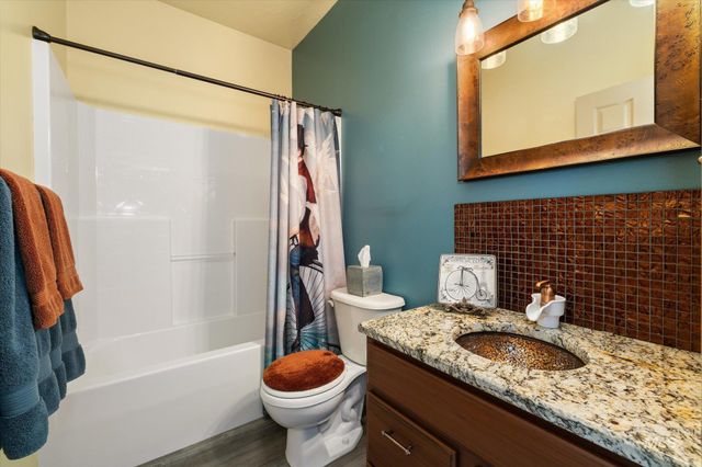 9802 W Big Springs Blvd., Boise, ID 83714