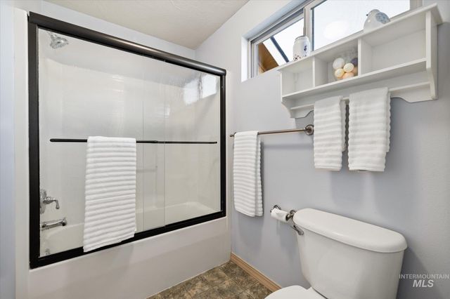 9802 W Big Springs Blvd., Boise, ID 83714