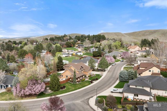 9802 W Big Springs Blvd., Boise, ID 83714