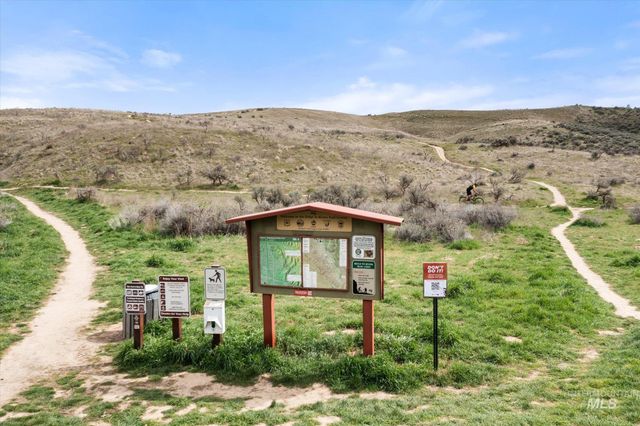 9802 W Big Springs Blvd., Boise, ID 83714