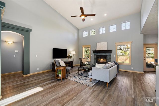 9802 W Big Springs Blvd., Boise, ID 83714