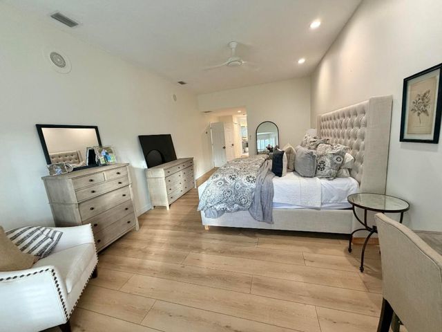 22728 Caravelle Circle, Boca Raton, FL 33433