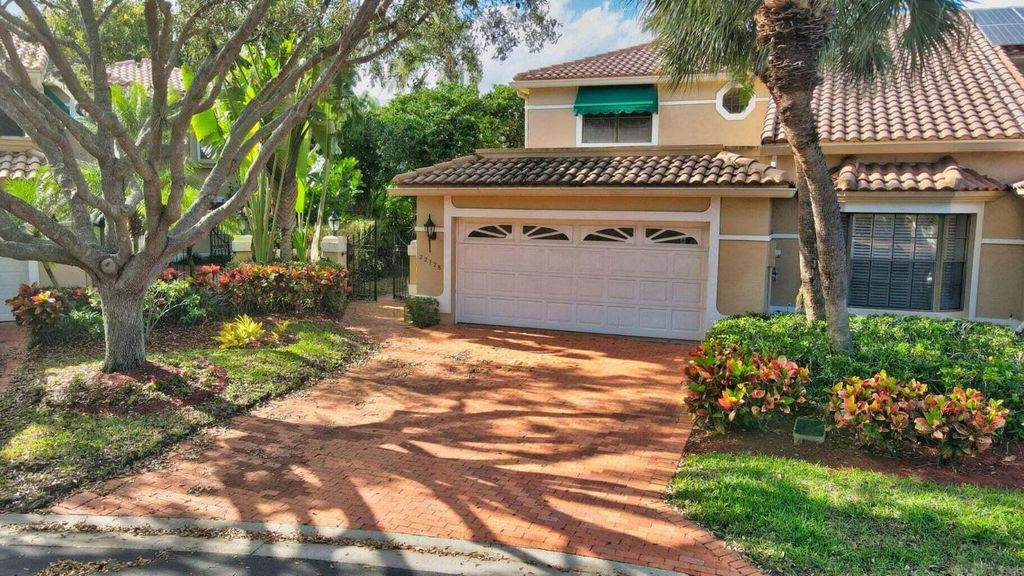 22728 Caravelle Circle, Boca Raton, FL 33433