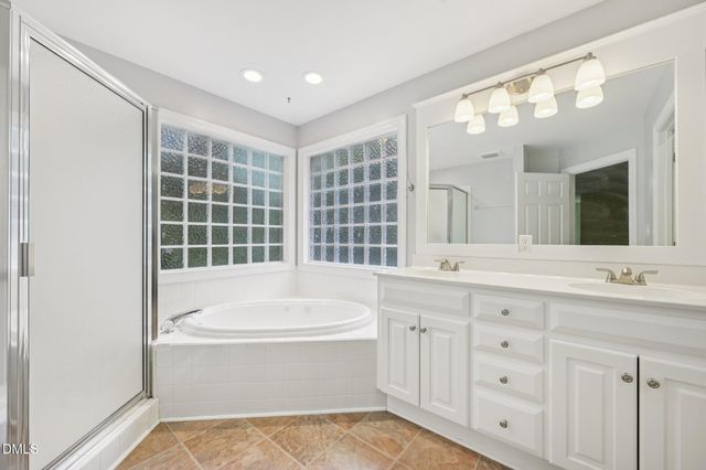 120 Kelsey Court, Clayton, NC 27520