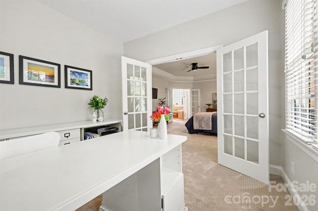 16619 Flintrock Falls Lane, Charlotte, NC 28278