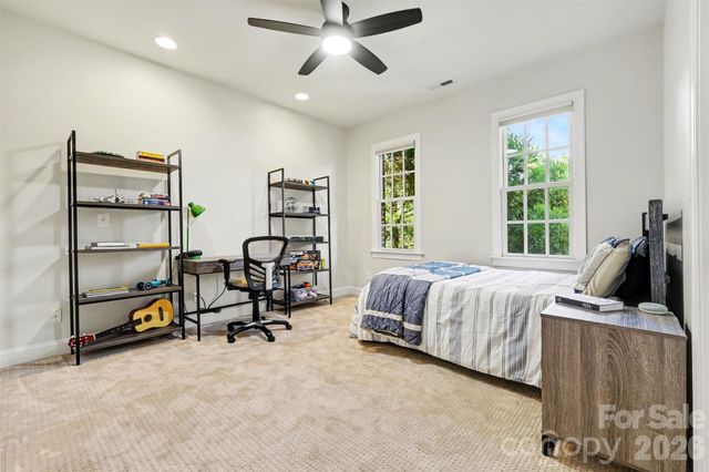16619 Flintrock Falls Lane, Charlotte, NC 28278