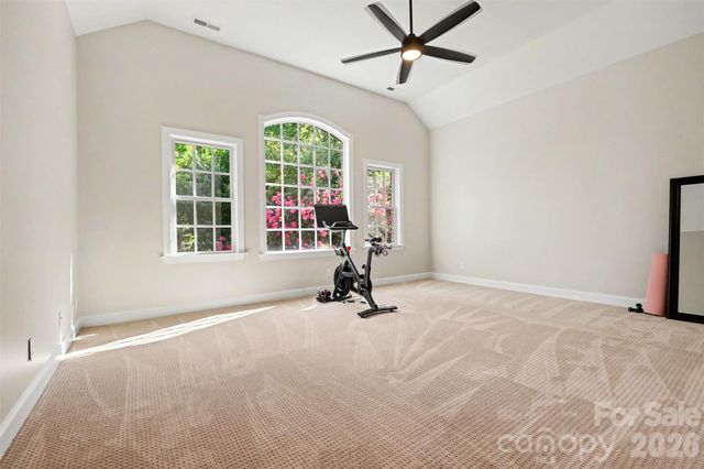 16619 Flintrock Falls Lane, Charlotte, NC 28278