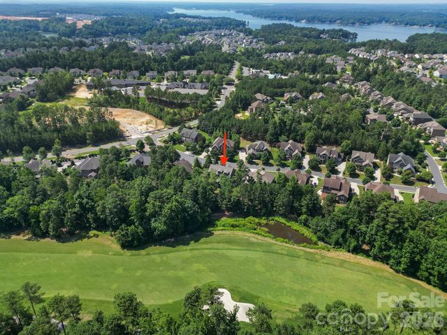 16619 Flintrock Falls Lane, Charlotte, NC 28278