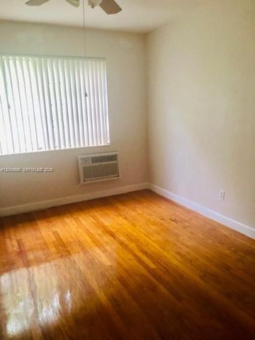 1008 E Ponce De Leon Blvd 3, Coral Gables, FL 33134