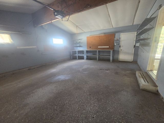 433 25th Avenue, East Moline, IL 61244
