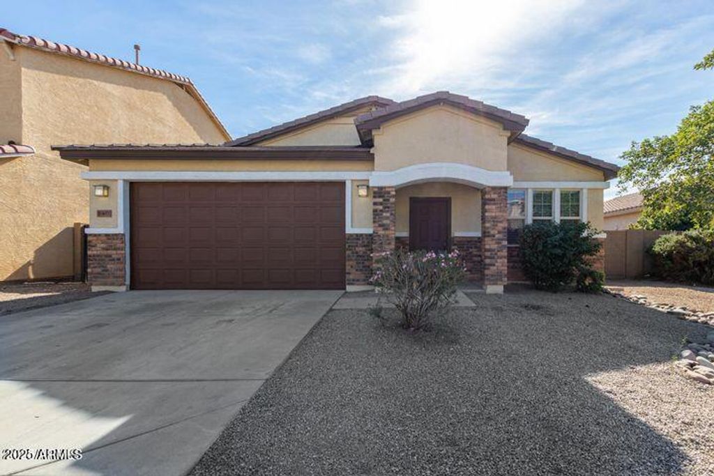 7007 W CARSON Road, Laveen, AZ 85339