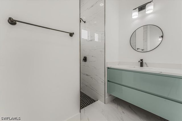 2941 37th AVE NE, Naples, FL 34120