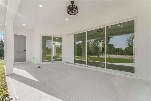 2941 37th AVE NE, Naples, FL 34120