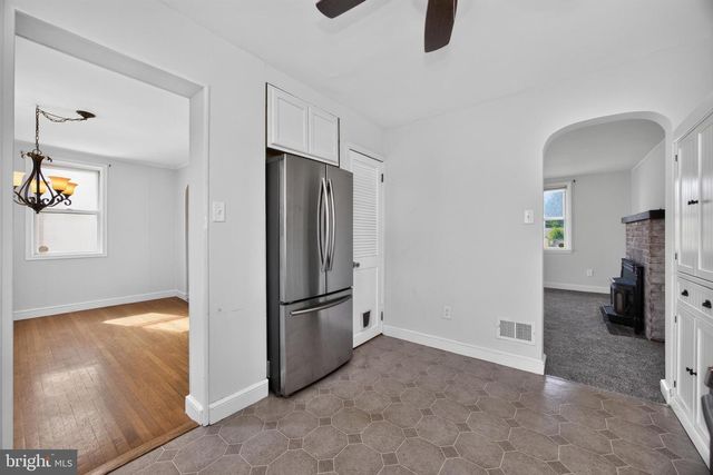 215 ASH RD, Wallingford, PA 19086