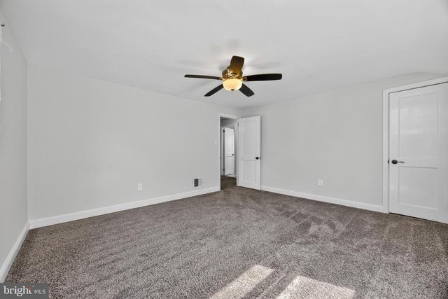 215 ASH RD, Wallingford, PA 19086