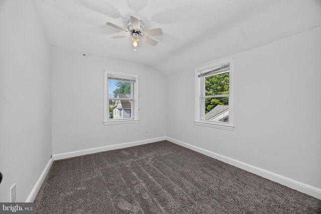 215 ASH RD, Wallingford, PA 19086