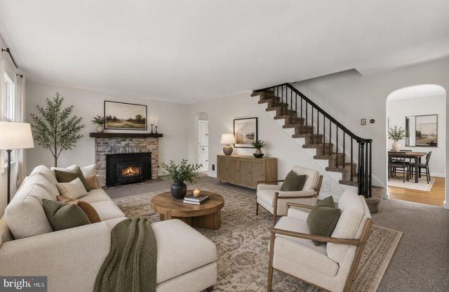 215 ASH RD, Wallingford, PA 19086