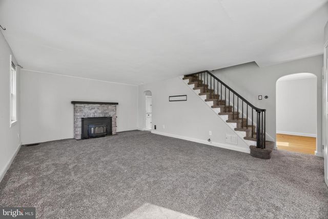 215 ASH RD, Wallingford, PA 19086
