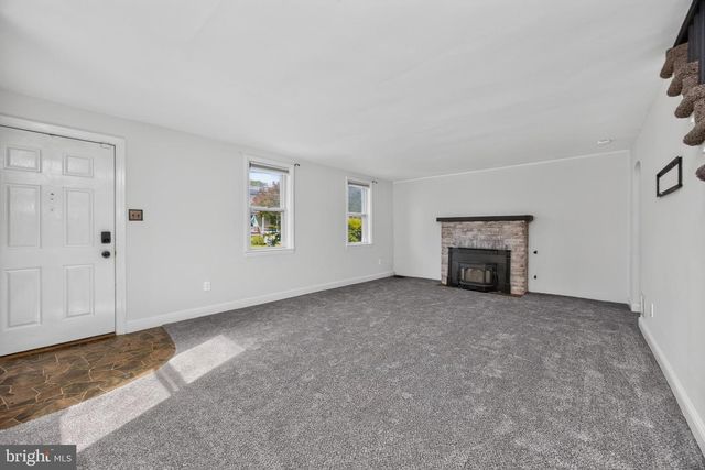215 ASH RD, Wallingford, PA 19086