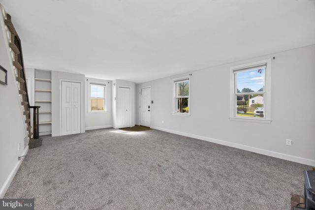 215 ASH RD, Wallingford, PA 19086