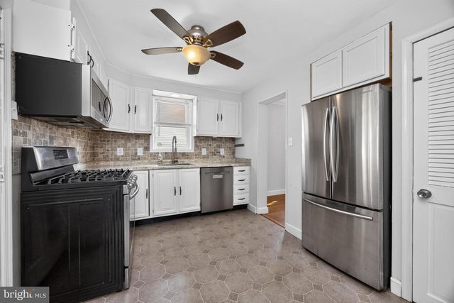 215 ASH RD, Wallingford, PA 19086