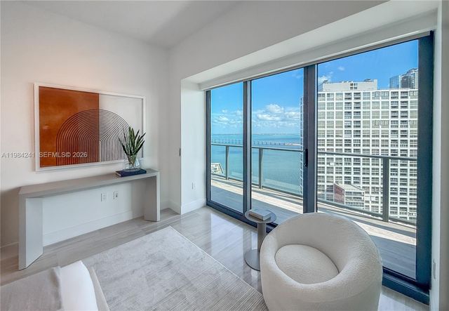 1451 Brickell Ave 2703, Miami, FL 33131