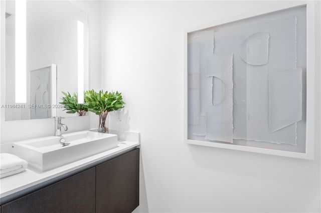 1451 Brickell Ave 2703, Miami, FL 33131