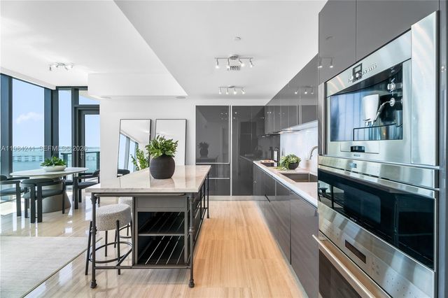 1451 Brickell Ave 2703, Miami, FL 33131