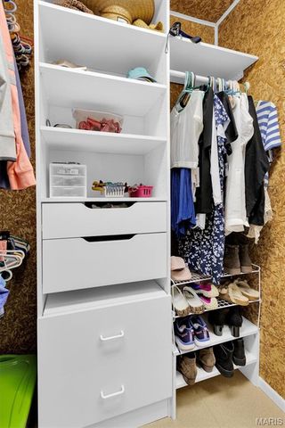 5463 Tedmar Court, St Louis, MO 63139