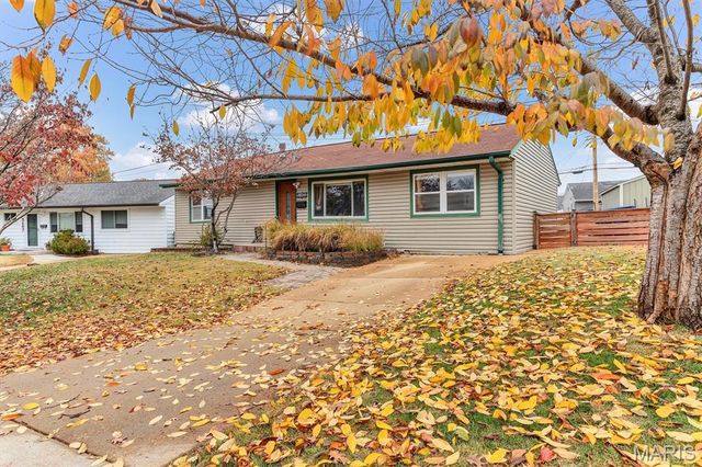 5463 Tedmar Court, St Louis, MO 63139