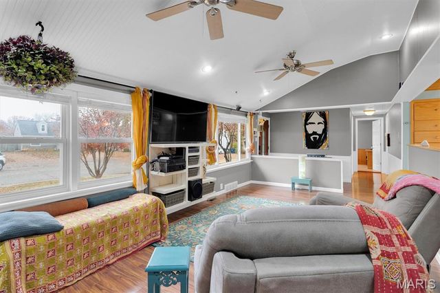 5463 Tedmar Court, St Louis, MO 63139