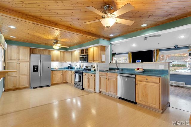 5463 Tedmar Court, St Louis, MO 63139