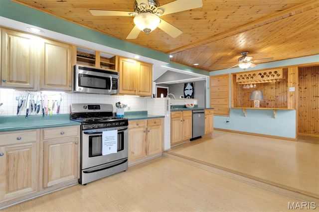 5463 Tedmar Court, St Louis, MO 63139