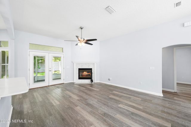 2154 SOFTWIND Trail W, Jacksonville, FL 32224