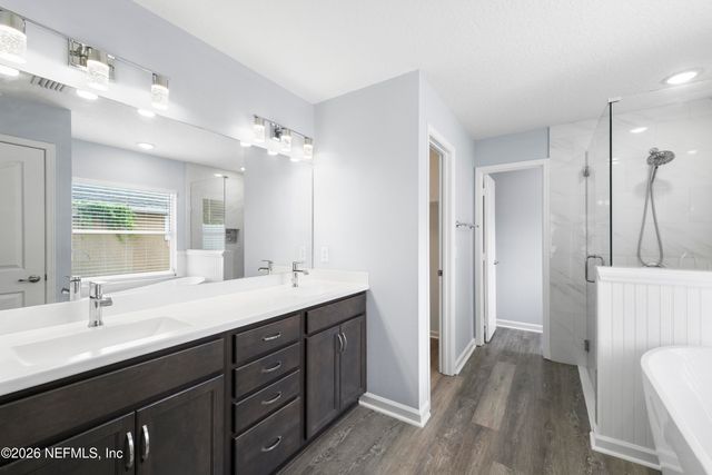 2154 SOFTWIND Trail W, Jacksonville, FL 32224