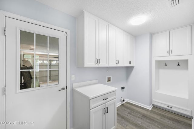 2154 SOFTWIND Trail W, Jacksonville, FL 32224