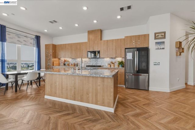 45128 Warm Springs Blvd 609, Fremont, CA 94539