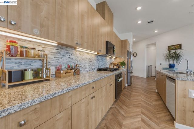 45128 Warm Springs Blvd 609, Fremont, CA 94539