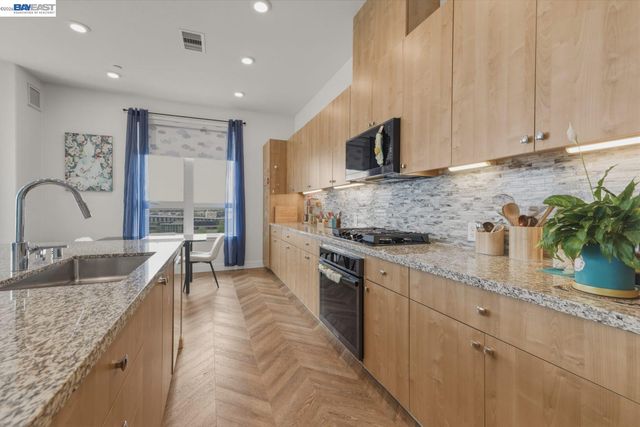 45128 Warm Springs Blvd 609, Fremont, CA 94539