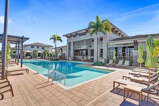 15501 NW 88th Avenue 15501, Miami Lakes, FL 33018