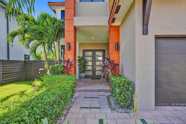 15501 NW 88th Avenue 15501, Miami Lakes, FL 33018