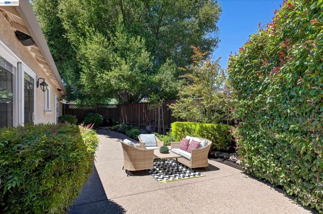 7488 Blue Fox Way, San Ramon, CA 94583
