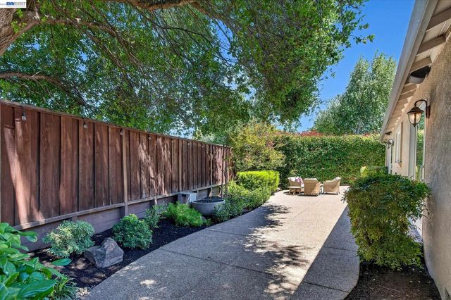 7488 Blue Fox Way, San Ramon, CA 94583