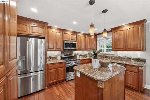 7488 Blue Fox Way, San Ramon, CA 94583