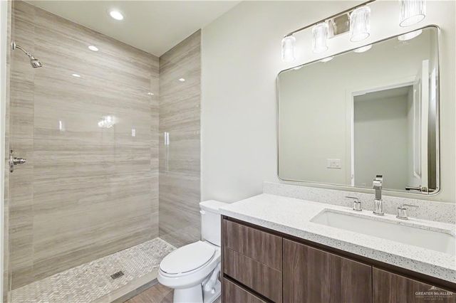 5800 Ozark Avenue, Mcallen, TX 78504