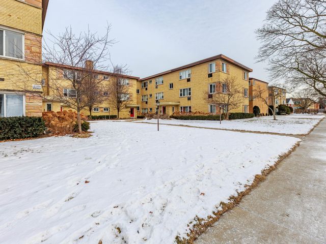 2123 Howard Street 1H, Evanston, IL 60202