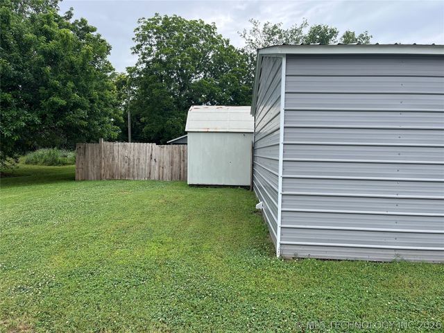 610 W Washington Avenue, Krebs, OK 74501