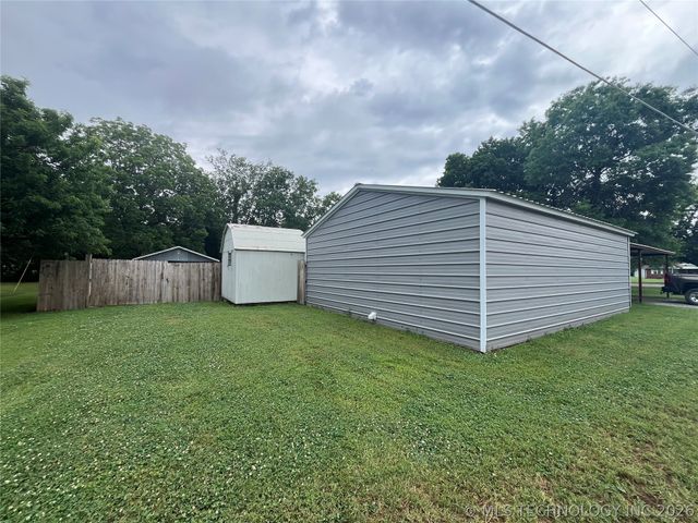 610 W Washington Avenue, Krebs, OK 74501