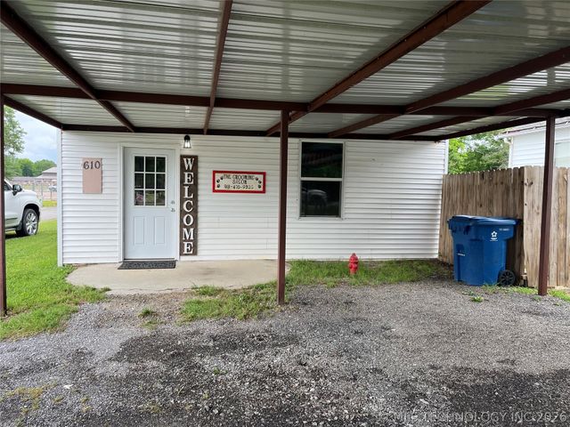610 W Washington Avenue, Krebs, OK 74501